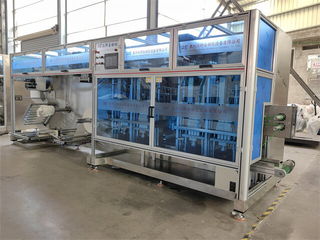 Innovative Features of Compressed Towel Folding Machine